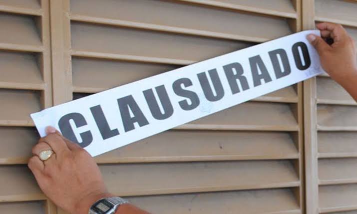 Municipio de Querétaro suspende comercio por incumplir medidas de seguridad