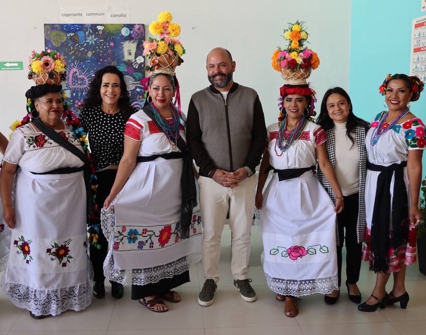Apoya DIF Estatal el emprendimiento de las mujeres queretanas en la Casa de la Mujer
